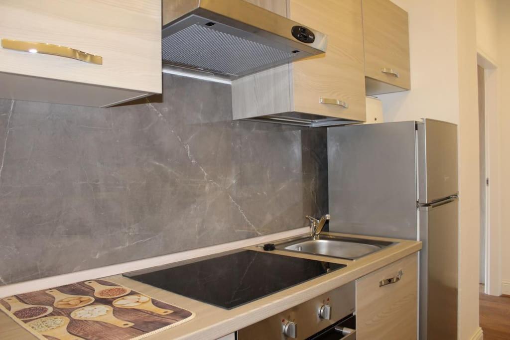 Art Apartment Stazione B 佛罗伦萨 外观 照片