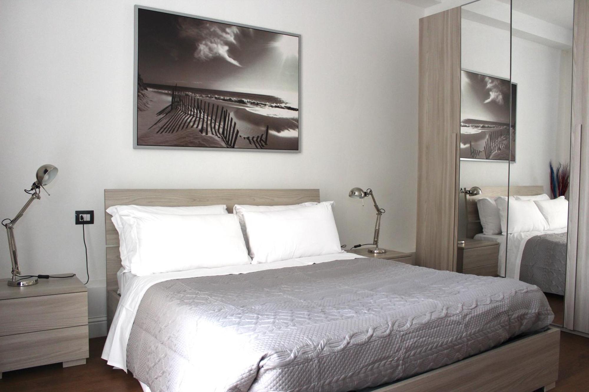 Art Apartment Stazione B 佛罗伦萨 外观 照片